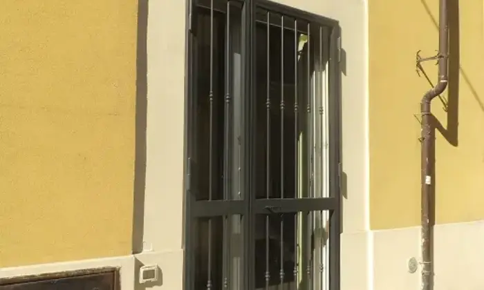 Rexer-Brindisi-BELLISSIMO-LOCALE-AFFITTO-IN-BRINDISI-CENTRO-SALONE