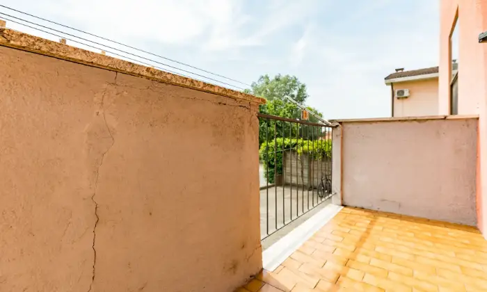 Rexer-Pieve-del-Cairo-Quadrilocale-luminoso-BALCONI