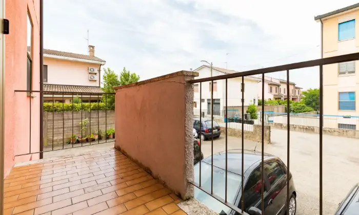 Rexer-Pieve-del-Cairo-Quadrilocale-luminoso-BALCONE