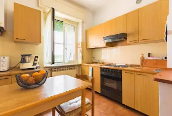 Rexer-Pieve-del-Cairo-Quadrilocale-luminoso-CUCINA