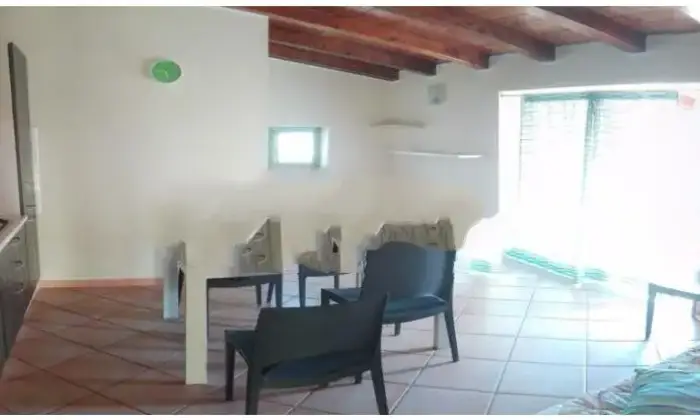 Rexer-Rosolini-Casa-indipendente-in-vendita-in-via-Consiglio-SALONE