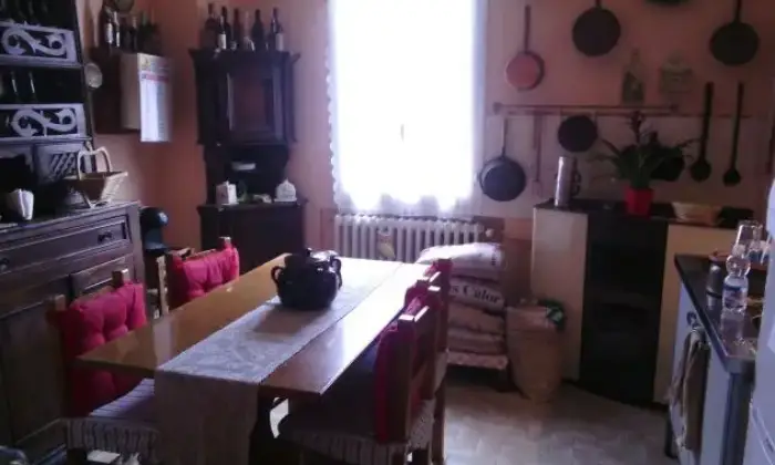 Rexer-Camugnano-Villetta-a-schiera-in-LOC-Burzanella-Camugnano-CUCINA