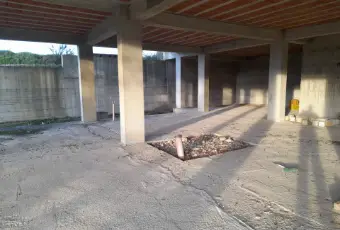 Rexer-Torano-Castello-Terreno-con-rustico-di-recente-costruzione-Terreno