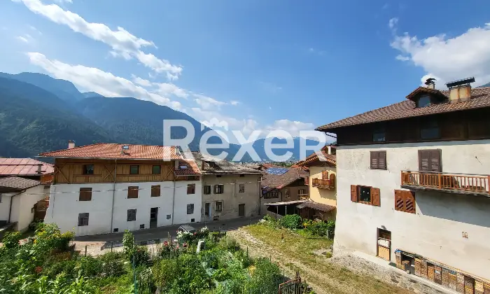 Rexer-Terzolas-Terratetto-plurifamiliare-vicolo-Alto-Terzolas-TN-da-ristrutturare-Altro