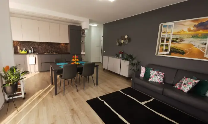 Rexer-Bordighera-Trilocale-ristrutturato-in-zona-centrale-vicino-al-mare-SALONE