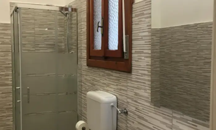 Rexer-Squinzano-Locale-commerciale-uffico-completamente-ristrutturato-ALTRO