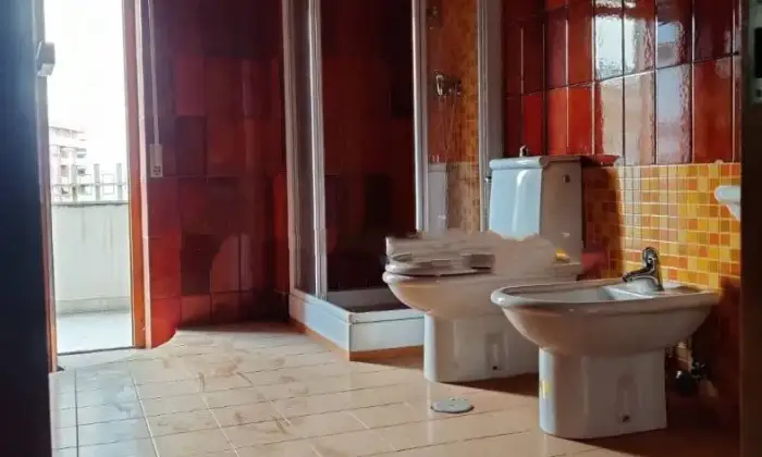 Rexer-Rende-Appartamento-piazzale-Genova-Rende-BAGNO