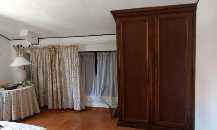 Rexer-localit-San-Giacomo-di-Roburent-Attico-vani-a-Roburent-CAMERA-DA-LETTO