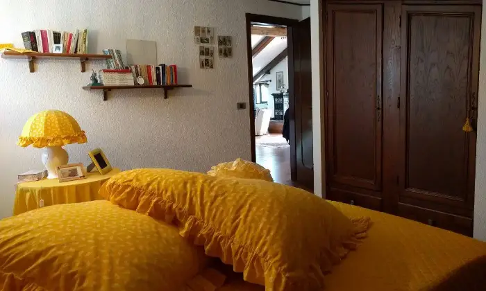 Rexer-Montaldo-di-Mondov-Attico-vani-a-Roburent-CAMERA-DA-LETTO