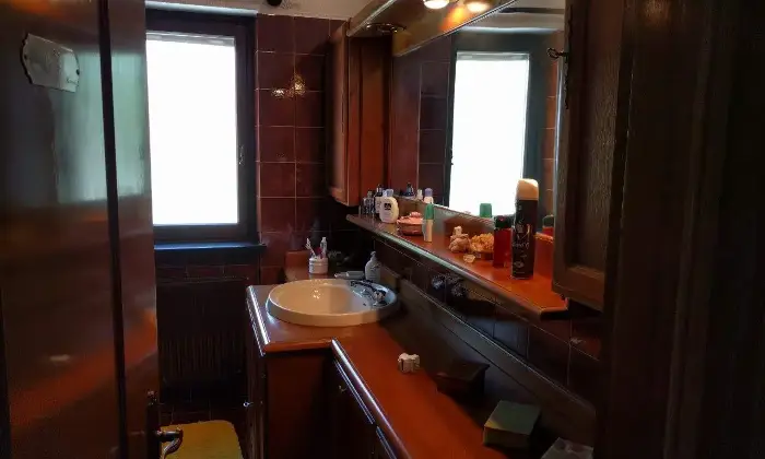 Rexer-Montaldo-di-Mondov-Attico-vani-a-Roburent-BAGNO