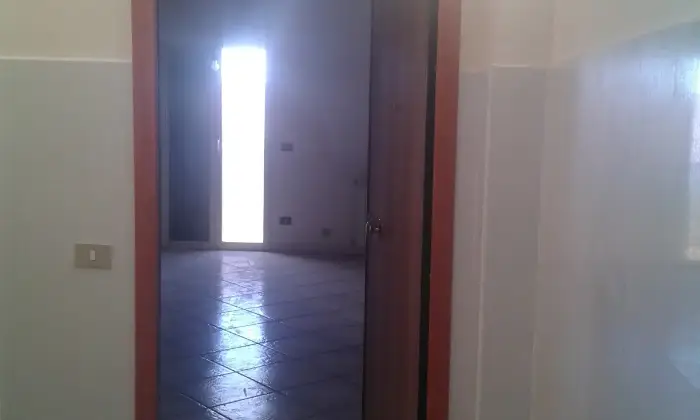 Rexer-Giugliano-in-Campania-Fitto-Appuntamento-mansarda-to-SALONE
