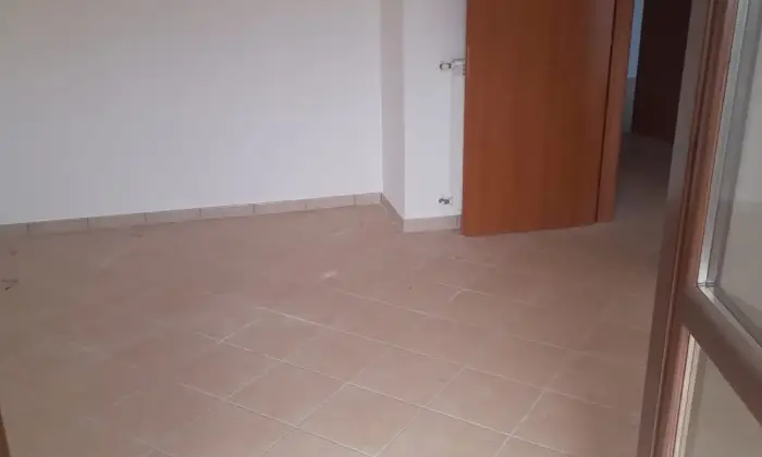 Rexer-San-Vito-Chietino-Appartamento-al-piano-senza-ascensore-box-auto-doppio-SALONE