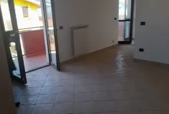 Rexer-San-Vito-Chietino-Appartamento-al-piano-senza-ascensore-box-auto-doppio-SALONE