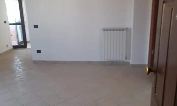 Rexer-San-Vito-Chietino-Appartamento-al-piano-senza-ascensore-box-auto-doppio-SALONE
