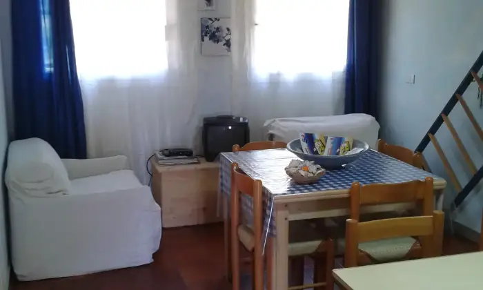 Rexer-Isola-di-Capo-Rizzuto-CASA-VACANZE-CAPOPICCOLO-SALONE