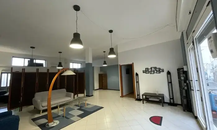 Rexer-Ginosa-LOCALE-ARTE-MESTIERI-COMMERCIALE-SALONE