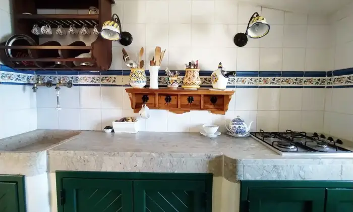 Rexer-Erice-Bilocale-a-Erice-vetta-CUCINA