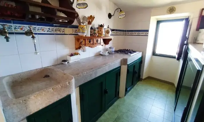 Rexer-Erice-Bilocale-a-Erice-vetta-CUCINA