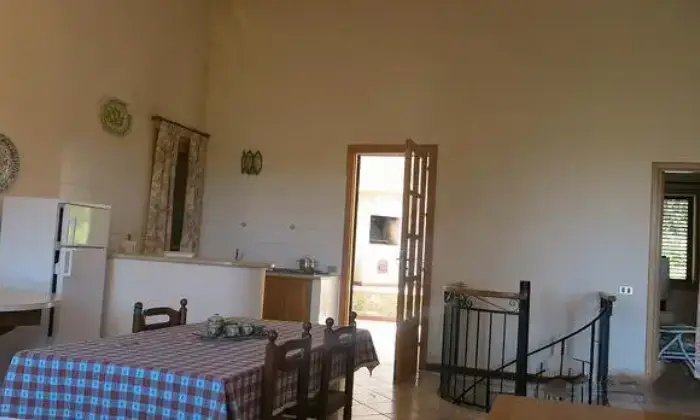 Rexer-Cinisi-Villa-Casa-indipendente-in-piano-margi-Cinisi-CUCINA