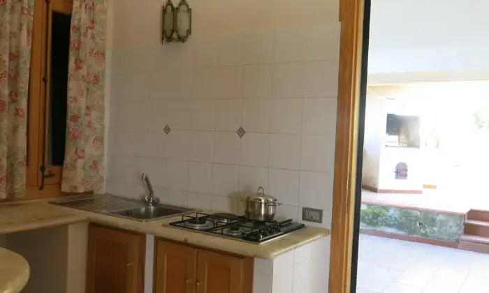 Rexer-Cinisi-Villa-Casa-indipendente-in-piano-margi-Cinisi-CUCINA