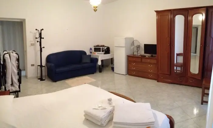 Rexer-San-Martino-in-Pensilis-Azienda-Agricola-in-Molise-CAMERA-DA-LETTO