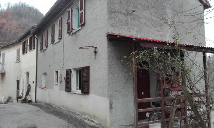 Rexer-Cagli-Cielo-Terra-in-piccolo-borgo-appenninico-ALTRO