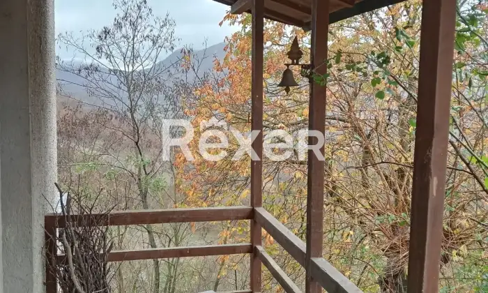 Rexer-Cagli-Cielo-Terra-in-piccolo-borgo-appenninico-Altro