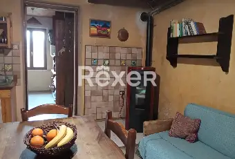 Rexer-Cagli-Cielo-Terra-in-piccolo-borgo-appenninico-Altro