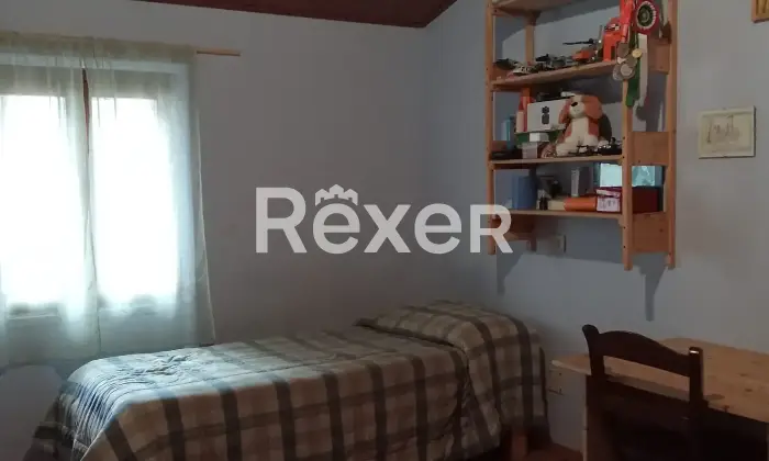 Rexer-Cagli-Cielo-Terra-in-piccolo-borgo-appenninico-Altro