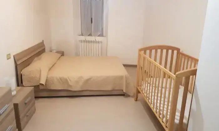 Rexer-Monticiano-Trilocale-in-vendita-in-via-Ricasoli-a-Monticiano-CAMERA-DA-LETTO