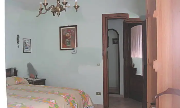 Rexer-Valstrona-Vendesi-casa-indipendente-in-Via-SAndrea-a-Valstrona-VB-CAMERA-DA-LETTO