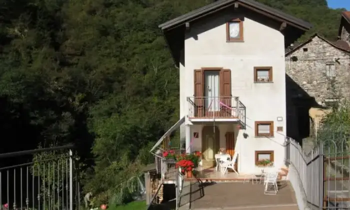 Rexer-Valstrona-Vendesi-casa-indipendente-in-Via-SAndrea-a-Valstrona-VB-ALTRO