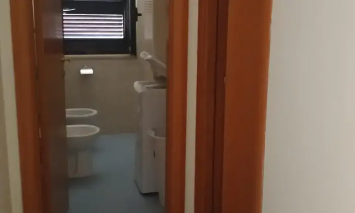 Rexer-Castel-Volturno-Lago-Patria-Villa-in-Parco-privato-con-accesso-diretto-al-mare-BAGNO