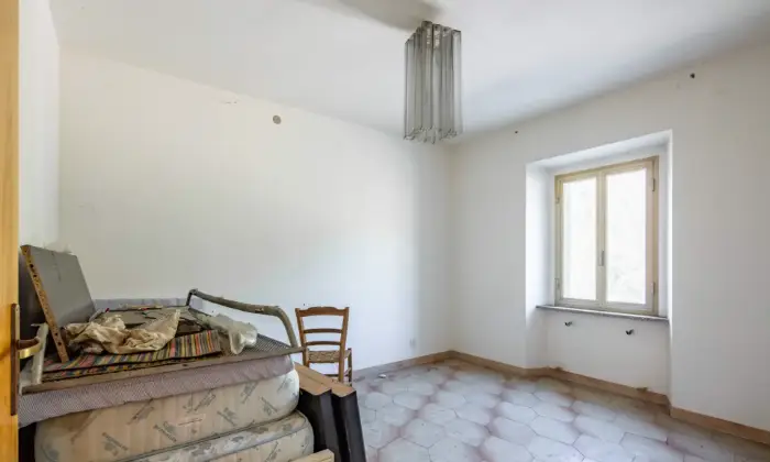 Rexer-San-Benedetto-Val-di-Sambro-Casa-indipendente-su-piani-CAMERA-DA-LETTO