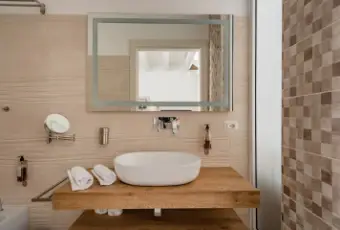 Rexer-San-Cataldo-San-Cataldo-Suite-BAGNO