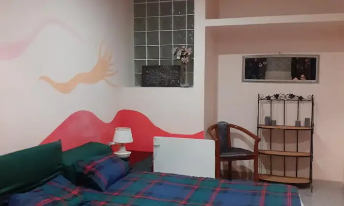 Rexer-Cellamare-Vivere-in-campagna-vicina-al-centro-abitato-CAMERA-DA-LETTO