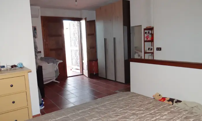 Rexer-Acquaviva-delle-Fonti-Appartamento-Indipendente-CAMERA-DA-LETTO