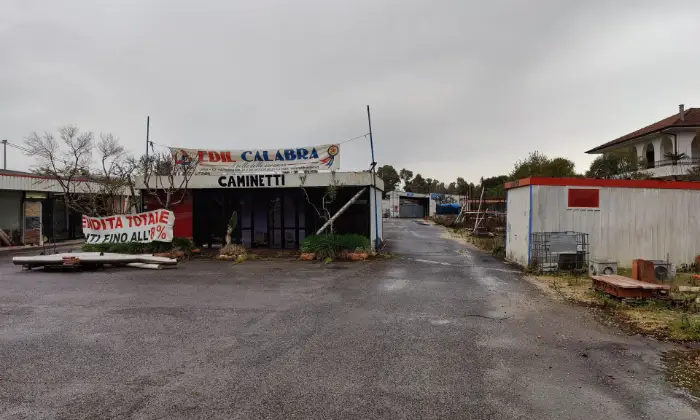 Rexer-Latina-STORICO-LOCALE-COMMERCIALE-ALTRO