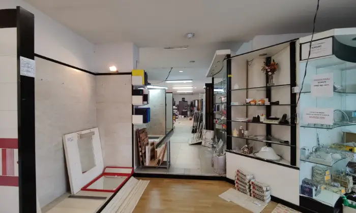 Rexer-Latina-STORICO-LOCALE-COMMERCIALE-ALTRO