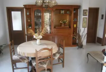 Rexer-San-Mango-sul-Calore-Grazioso-appartamento-in-villa-bifamiliare-SALONE