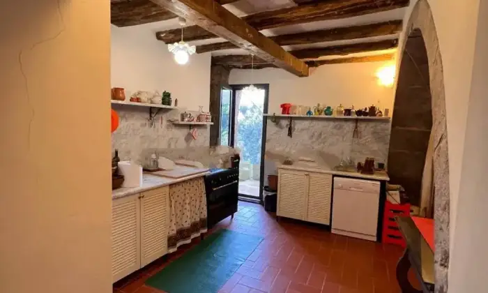Rexer-Blera-Appartamento-in-vendita-in-via-Giorgina-Blera-CUCINA