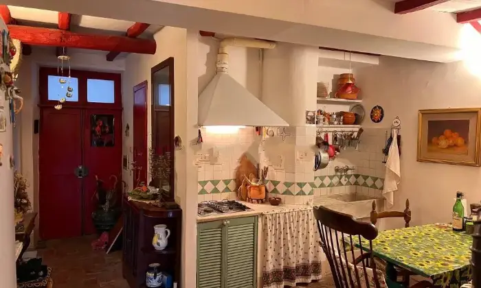 Rexer-Blera-Appartamento-in-vendita-in-via-Giorgina-Blera-CUCINA