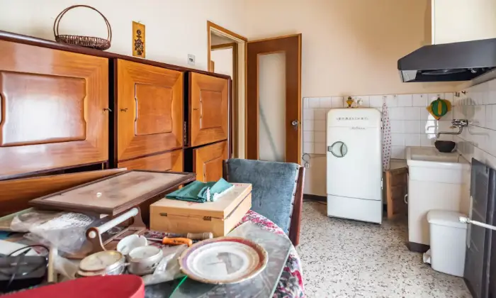 Rexer-Suardi-Casa-indipendente-su-due-livelli-e-ampio-spazio-esterno-CUCINA