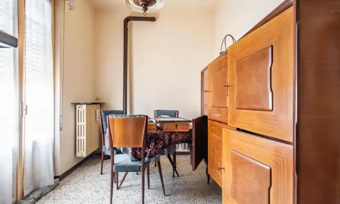 Rexer-Suardi-Casa-indipendente-su-due-livelli-e-ampio-spazio-esterno-CUCINA