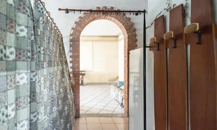 Rexer-Suardi-Casa-indipendente-su-due-livelli-e-ampio-spazio-esterno-TAVERNA