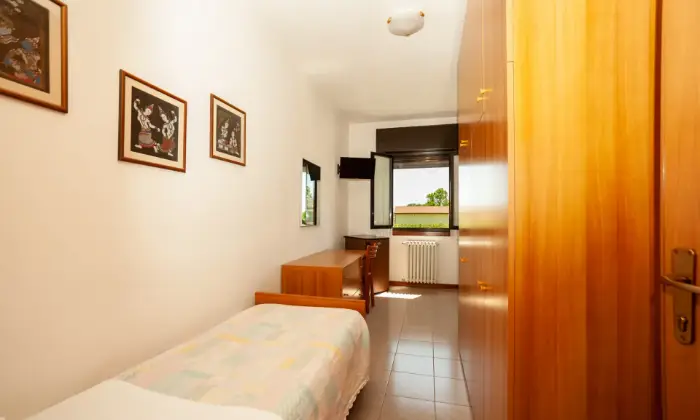 Rexer-Finale-Emilia-Casa-indipendente-e-BB-Finale-Emilia-CAMERA-DA-LETTO