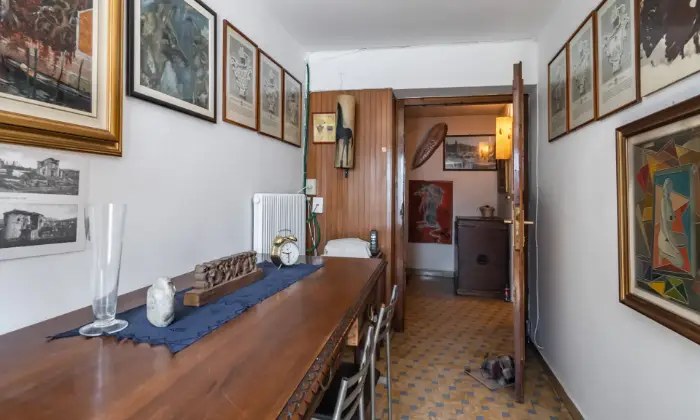 Rexer-Asiago-Casa-indipendente-composta-da-tre-appartamentiufficiogaragegiardinocorte-privata-SALONE