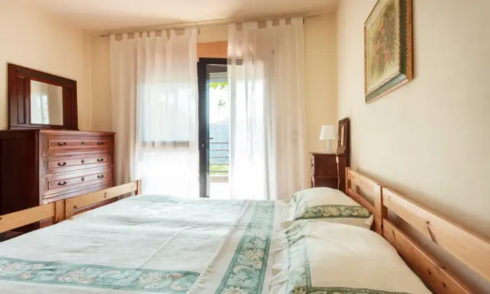 Rexer-Zola-Predosa-Spendido-bilocale-in-collina-TERRAZZO