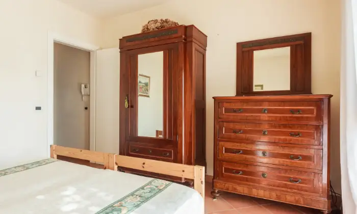 Rexer-Zola-Predosa-Spendido-bilocale-in-collina-TERRAZZO