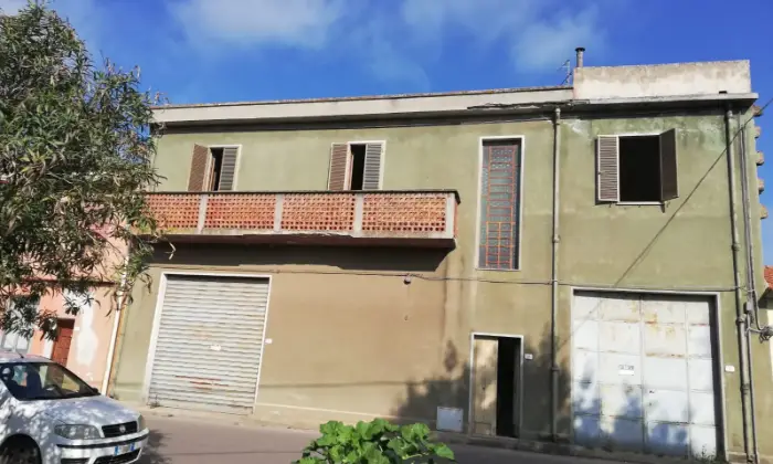 Rexer-Abbasanta-Casa-indipendente-in-pieno-centro-ALTRO